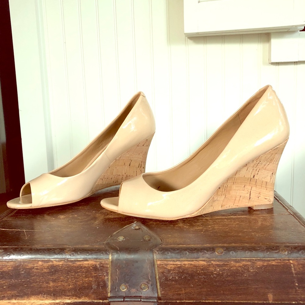 Ann Taylor Light Tan Dress Wedges Women’s 6.5